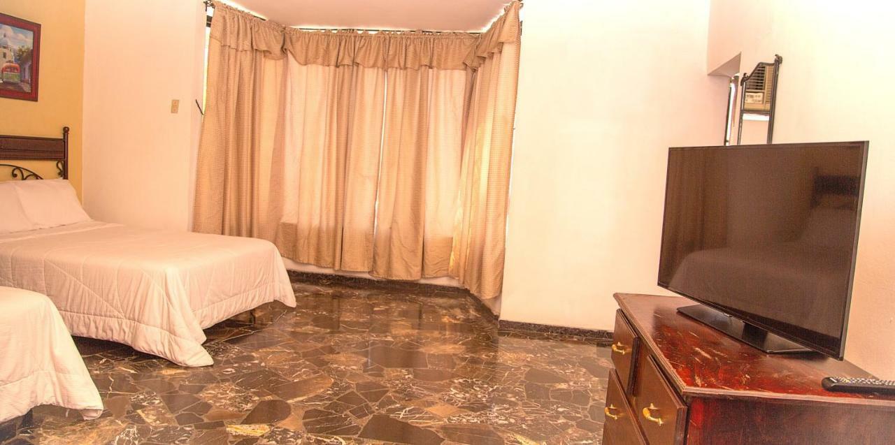 Hotel Santa Elena Antiguo Cuscatlan Ngoại thất bức ảnh