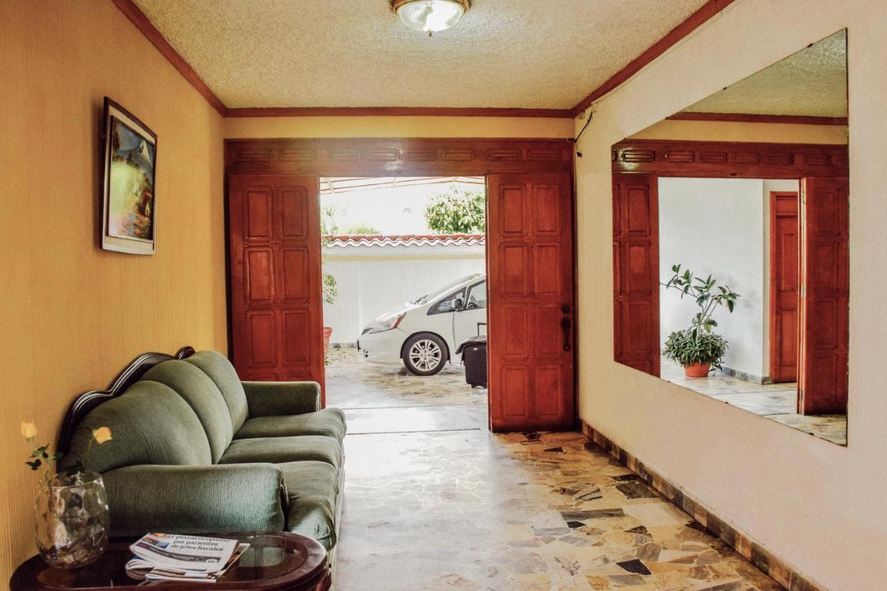 Hotel Santa Elena Antiguo Cuscatlan Ngoại thất bức ảnh